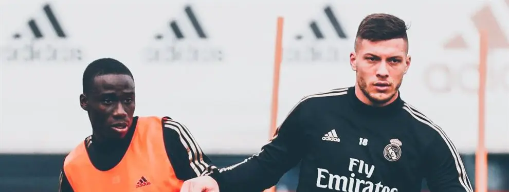 ¡Bombazo! Zidane y Florentino están de acuerdo: No vale para el Real Madrid