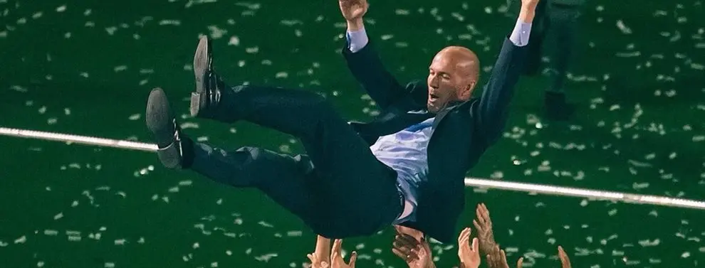 ¡Le echan! Tiene las horas contadas y la plantilla lo celebra