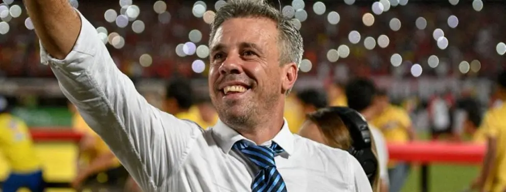 Lucas Pusineri se convirtió en el nuevo entrenador de Independiente