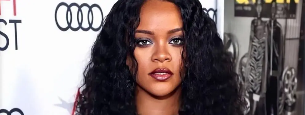 Rihanna escapa de la censura de Instagram, ¡lo tiene todo rojo!