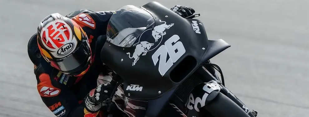 ¡El otro campeón del mundo lidera en Sepang! y Marc Márquez alucina