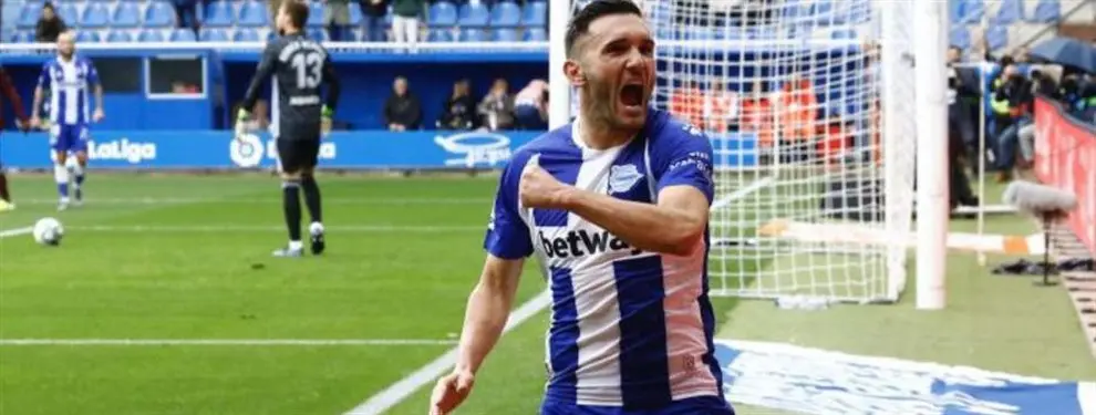 Abidal le rechazó por poco gol y el 9 hace cuatro en un partido