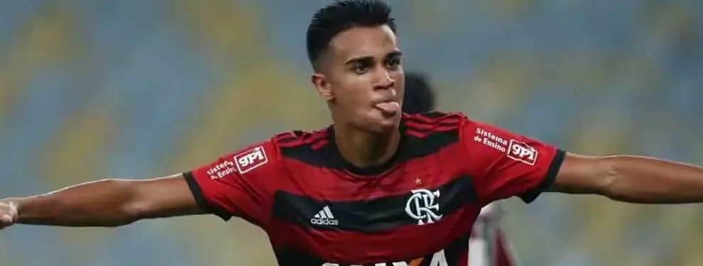 La decisión está tomada. Le han elegido a él. Se tiene que ir