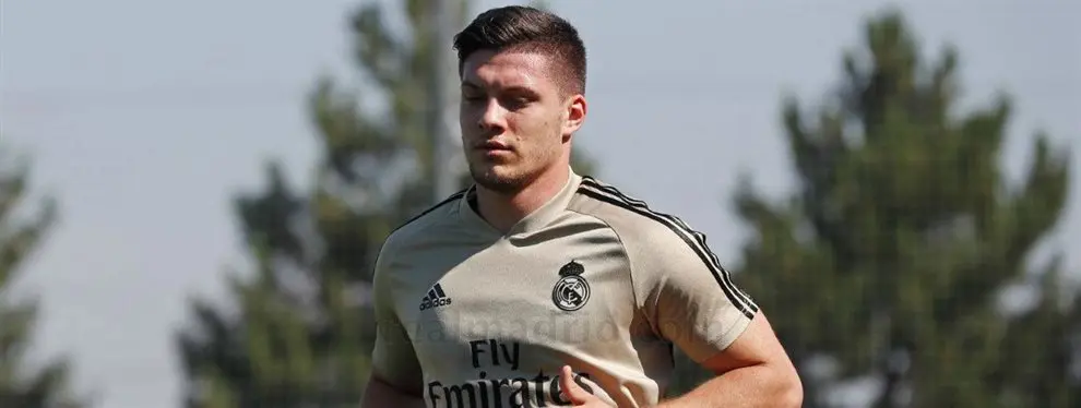 El tapado para la delantera que se puede cargar a Luka Jovic