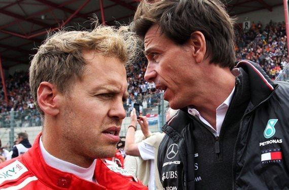 Mercedes vuelve a tentar a Sebastian Vettel y le ofrece sitio en 2021