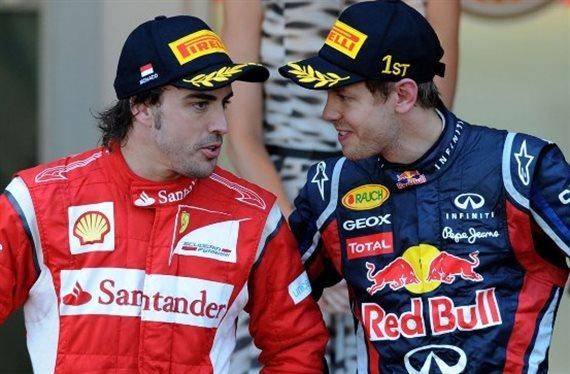 Fernando Alonso y Sebastian Vettel luchan por un asiento que no esperábamos