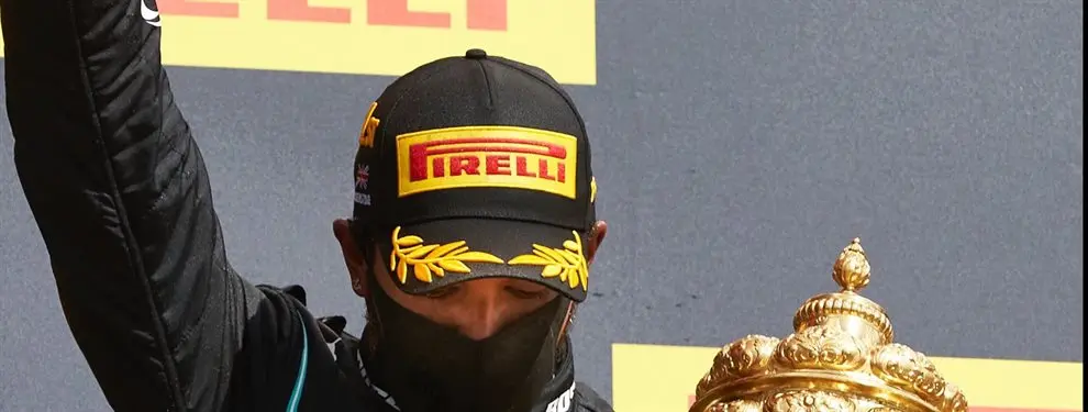 Hamilton regala su séptimo título mundial a cambio de esto. ¡Alucina!