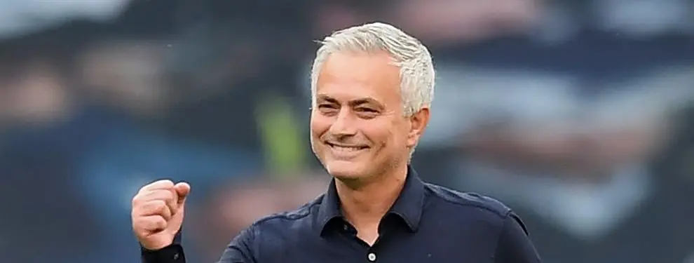 Mourinho le echa una mano a Florentino a cambio de una opción de compra