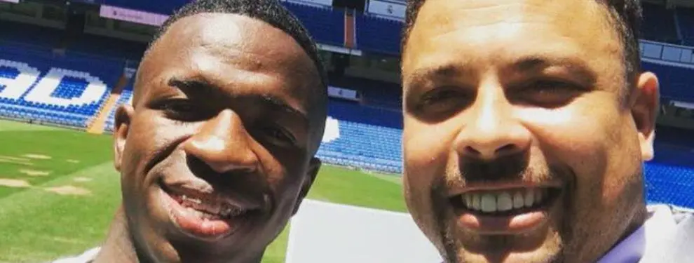 Vinicius se lo dice a Zidane y Ronaldo Nazário lo ve: 