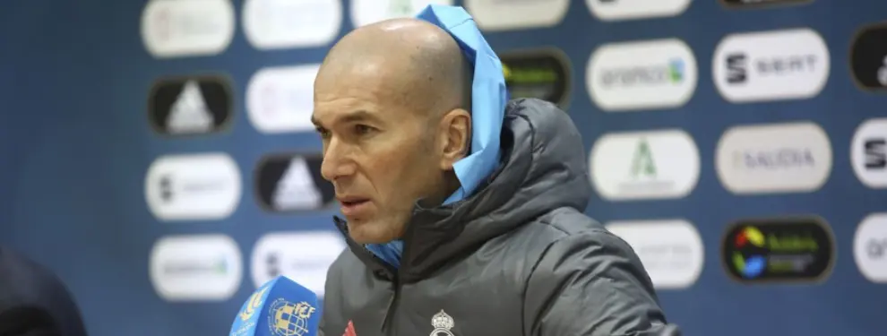 Zinedine Zidane pone otro delantero centro sobre la mesa del Madrid