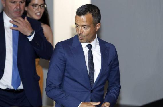 Jorge Mendes recomienda al Barça la contratación de un crack