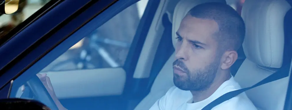 Jordi Alba es una incógnita: un lateral vuelve a negociar con el Barça