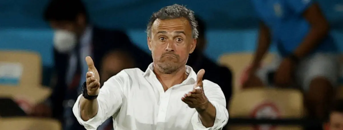 Luis Enrique no lo ve centrado. Está pensando en salir de su equipo