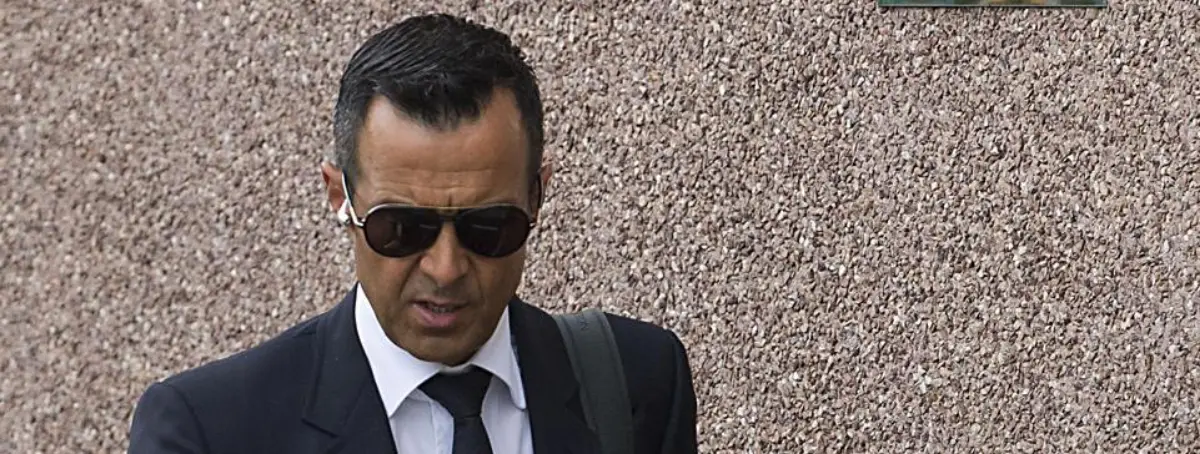 Jorge Mendes negocia con el Barça por un centrocampista sorpresa