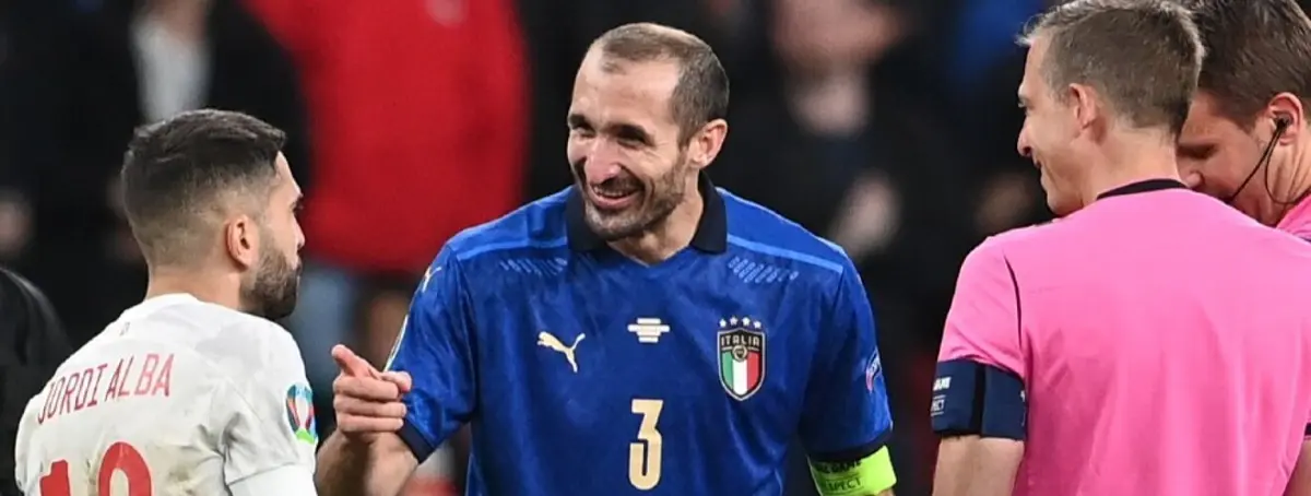 Chiellini, sin equipos, recibe una oferta... ¡de la liga española!