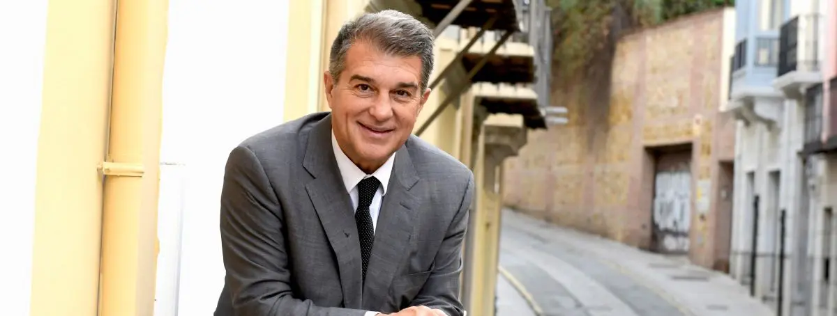 Laporta desestima la llamada de un delantero estrella para el Barça