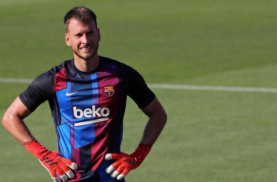 Neto tiene precio y comprador y Koeman, un fichaje para remplazarlo