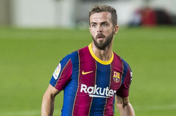 Pjanic podría salir esta semana rumbo a Italia... ¡y no a la Juve!