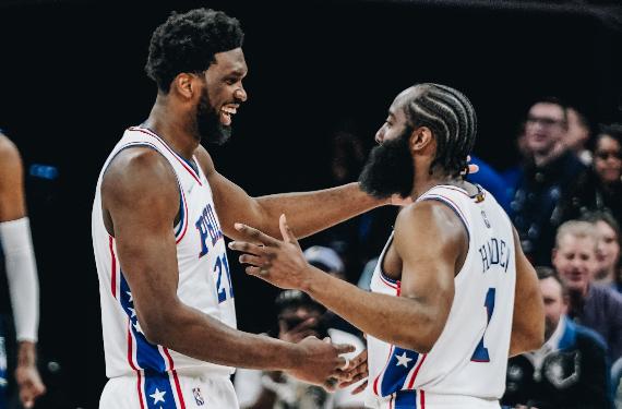 James Harden ya brilla junto a Embiid: LeBron James se estrella