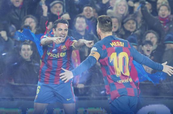 Xavi sigue llamando a Messi: le ofrece un pase vip diario al club