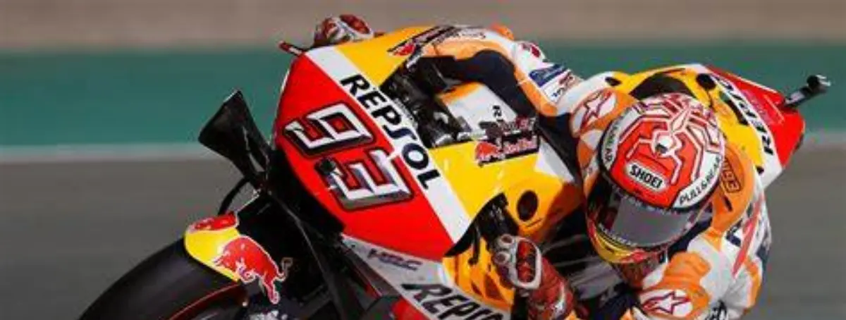 Incredulidad en Honda: Márquez les echa la culpa y Pol le da la razón