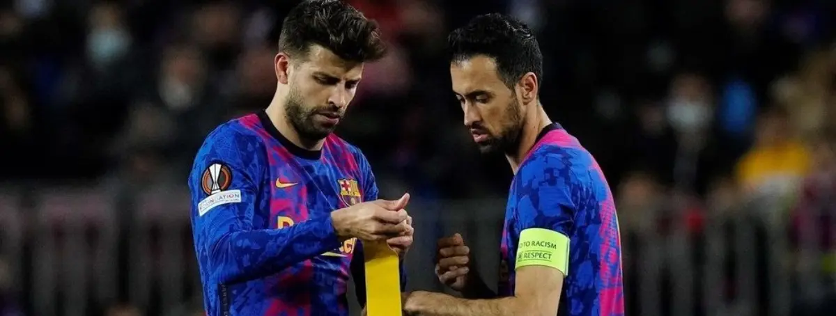 Bombazo de Laporta: llegan los relevos de Busquets y Piqué, Xavi ríe