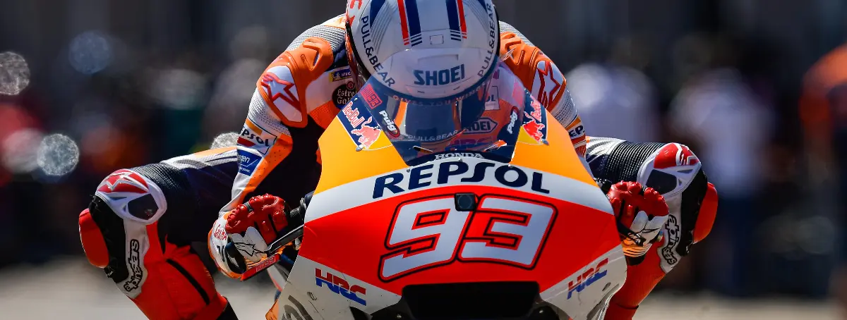 Márquez dinamita Sepang pero con susto y a Bagnaia le tiembla el pulso