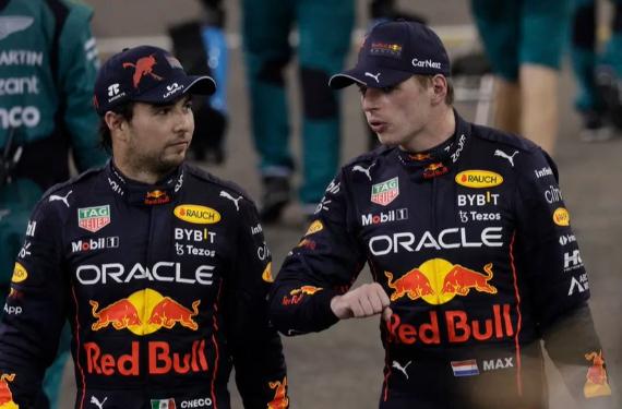 Confesión de Verstappen que deja seco a Checo Pérez: fuera en 2024 y el amigo de Max, a Red Bull