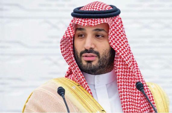 Llegó como suplente de Koundé y Araújo, ahora es indiscutible y Bin Salmán quiere robárselo al Barça