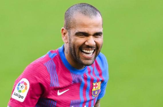 El sucesor generacional de Dani Alves elige a Casemiro antes que Raphinha y noquea al Barça