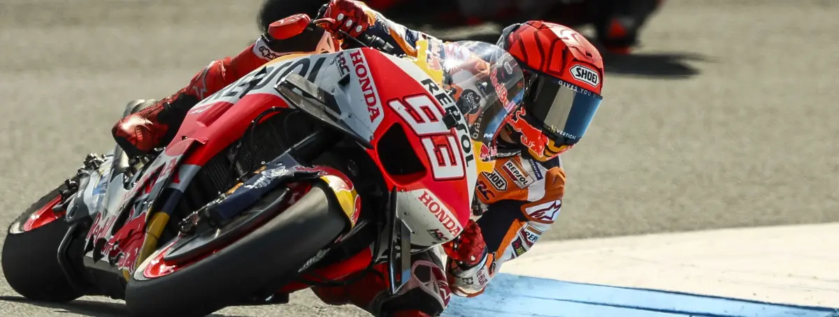 Dorna abre un camino que salvaría la relación entre Márquez y Honda: Ducati no se lo cree