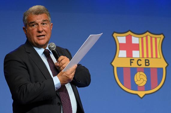 Joan Laporta se estanca en la venta del fracaso de 55M y condena al canterano que amenaza a Raphinha