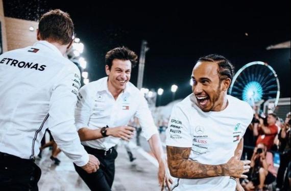 Notición de Hamilton en Mercedes con Russell involucrado y Leclerc y Sainz lloran las consecuencias