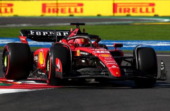 Sainz segundo, Alonso cae en Q2 y Ricciardo vuelve a deslumbrar en un día lleno de sanciones