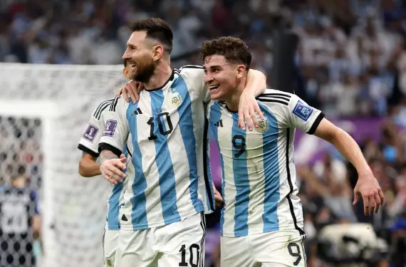 Conmoción en Argentina: en 2024, Leo Messi, Dibu Martínez y Julián Álvarez llorarán la despedida