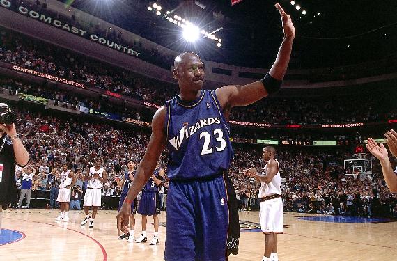 Shock en la NBA: idéntico regreso al de Michael Jordan y el MVP elige a LeBron, Curry y Durant