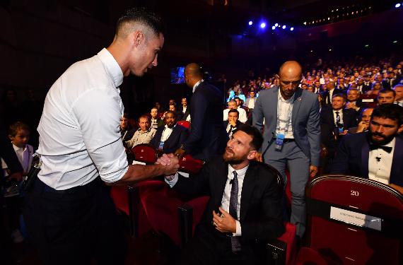 Shock en la UEFA y la FIFA: los favoritos al Balón de Oro 'de' CR7 y Messi irán al mismo equipo