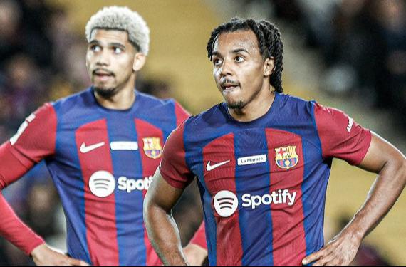 Con Cubarsí, Koundé y Ronald Araujo, el central español de La Masia exigirá su salida del Barça
