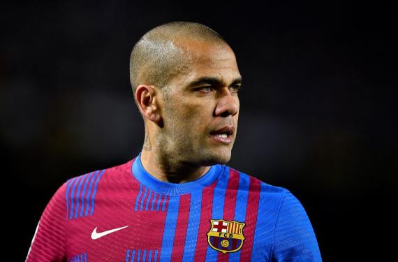 El Barça lo fichó como nuevo Dani Alves, no convenció y tras fracasar en Londres da OK al AC Milan