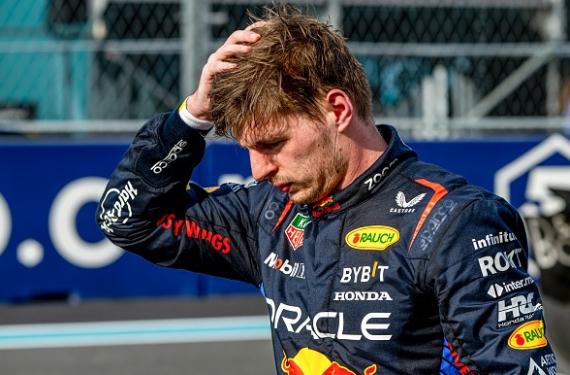 Verstappen tiembla con el fichaje inesperado que echaría a Checo Pérez: el 33 pedirá a Carlos Sainz