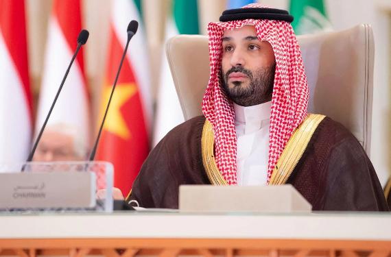 Bin Salmán pone en alerta a Florentino Pérez, inicia los contactos con una estrella del Real Madrid