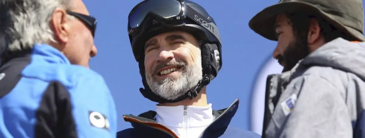 El círculo íntimo de Felipe VI le pide que no lleva a Letizia a cenas ni viajes