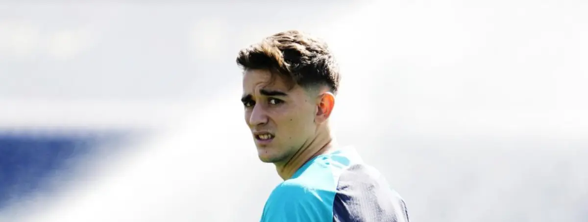 Gavi prácticamente no le habla y no es el único en el vestuario del Barça