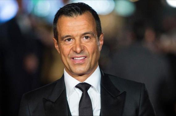 Jorge Mendes se cansa de esperar al Barça y se lo lleva al Manchester United