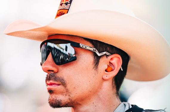 Polémica en KTM por la moto de Maverick Viñales y la acusación de su compañero