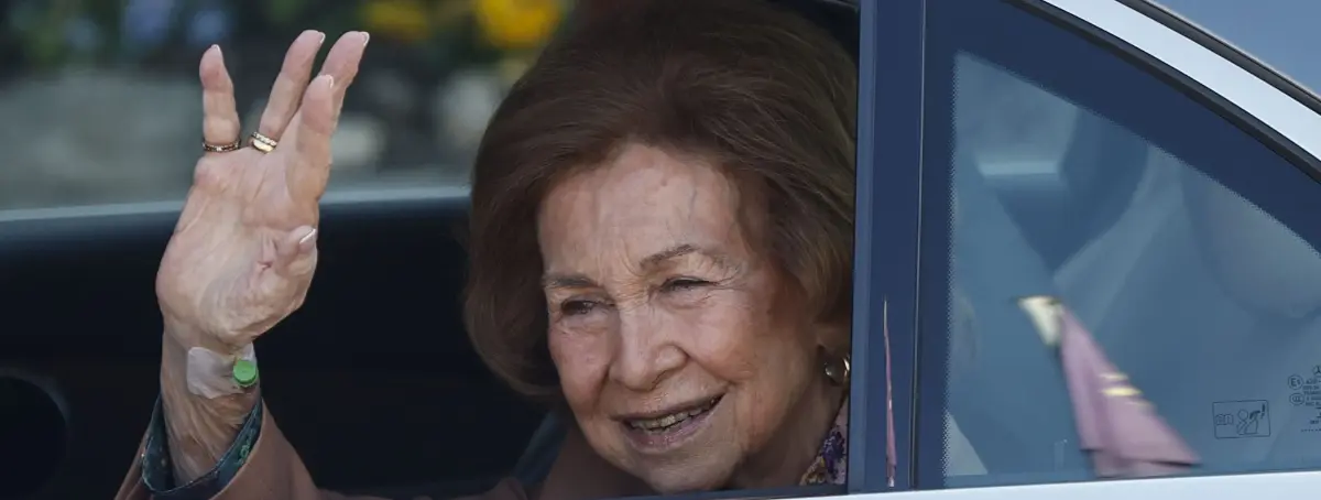 La Reina Sofía, encerrada, sin comer y llorando, se ha tomado muy mal el libro de Bárbara Rey