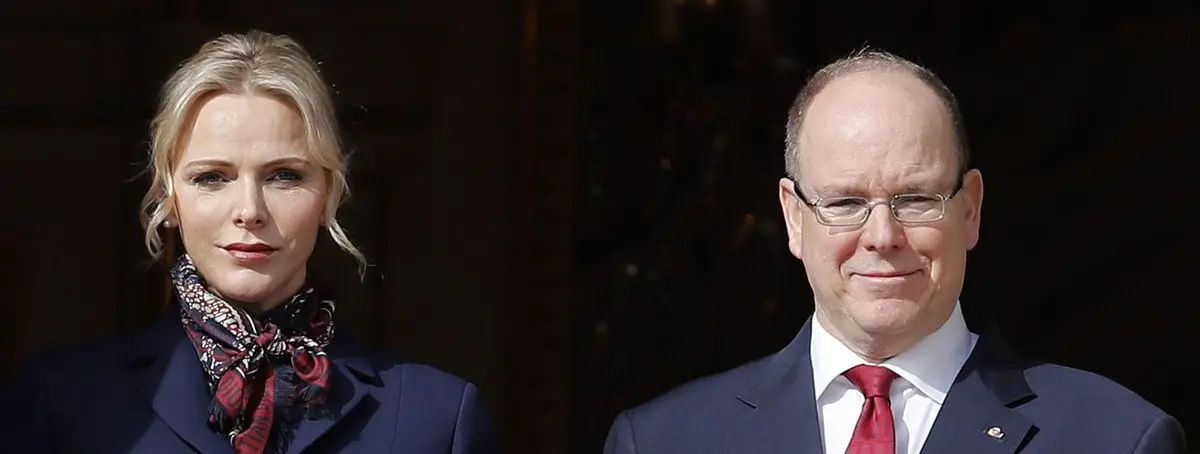 El Príncipe Alberto pide a su equipo médico, que interne a Charlene de Mónaco