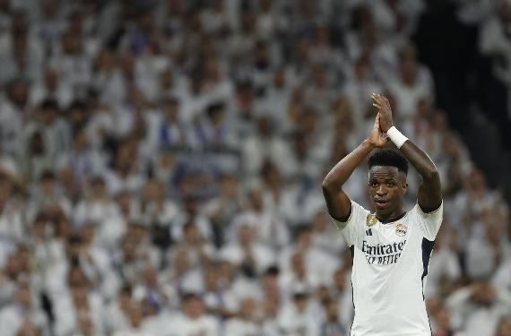 Vinícius tiene más que palabras con dos jugadores del Real Madrid