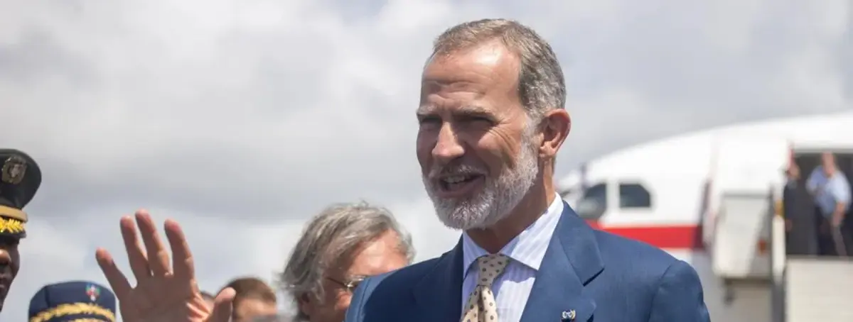 Felipe VI convoca una reunión con sus hermanas en Zarzuela para acordar la última voluntad de su padre