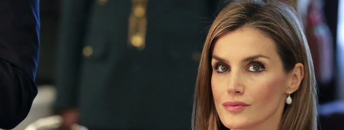 Letizia, obligada a volver a España, no quería venir, asegura que no trabaja en vacaciones